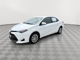 Used 2018 Toyota Corolla LE image 4