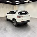 Used 2017 Jeep Compass Latitude image 3