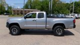 Used 2022 Toyota Tacoma SR image 5