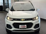 Used 2018 Chevrolet Trax LT w/ LT Convenience Package image 2