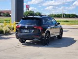 Used 2021 Volkswagen Tiguan SE R-Line image 4