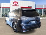 Used 2017 Toyota Sienna SE Premium image 4
