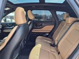 Used 2022 Lincoln Corsair Grand Touring image 5