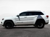 Used 2018 Jeep Grand Cherokee Laredo image 2