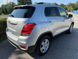 Used 2019 Chevrolet Trax LT w/ LT Convenience Package image 4