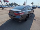Used 2018 Toyota Camry LE image 3