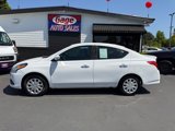 Used 2019 Nissan Versa SV image 3