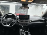 Used 2023 Nissan Altima 2.5 SL image 3
