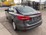 Used 2018 Ford Focus SE image 2