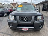 Used 2014 Nissan Xterra X image 2