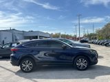 Used 2022 Toyota Venza LE image 2