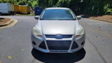 Used 2014 Ford Focus SE w/ SE Winter Package image 2