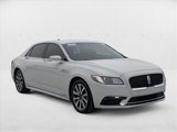 Used 2017 Lincoln Continental Premiere image 3