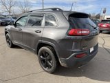 Used 2017 Jeep Cherokee Altitude image 5