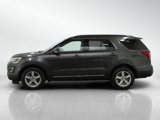 Used 2017 Ford Explorer XLT image 2
