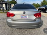 Used 2013 Volkswagen Passat TDI SEL Premium image 4