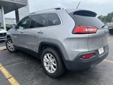 Used 2018 Jeep Cherokee Latitude w/ Cold Weather Group image 4