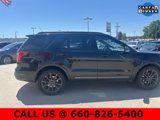 Used 2018 Ford Explorer XLT w/ Equipment Group 202A image 6