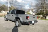 Used 2022 Jeep Gladiator Sport image 2