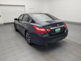 Used 2016 Nissan Altima 2.5 SV w/ Convenience Package image 5