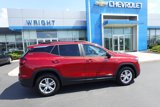 Used 2022 GMC Terrain SLE w/ Driver Convenience Package image 2