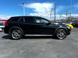 Used 2017 Volvo V60 T5 Cross Country w/ Convenience Package image 4