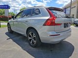 Certified 2022 Volvo XC60 B5 Momentum w/ Climate Package image 4