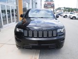Used 2018 Jeep Grand Cherokee Altitude image 5