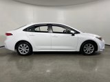 Used 2022 Toyota Corolla LE image 2