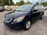 Used 2013 Volkswagen Routan SE image 6