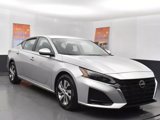 Used 2023 Nissan Altima 2.5 S image 2