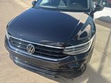 Used 2022 Volkswagen Tiguan SE R-Line image 3