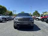 Used 2015 Jeep Grand Cherokee Altitude image 2