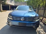 Used 2019 Volkswagen Tiguan SE w/ Panoramic Sunroof Package image 2