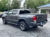 Used 2017 Toyota Tacoma SR image 3