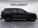 Used 2017 Jeep Grand Cherokee Altitude image 6