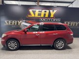 Used 2015 Nissan Pathfinder SV image 2