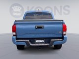 Used 2019 Toyota Tacoma TRD Sport image 5