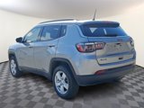 Used 2022 Jeep Compass Latitude image 4