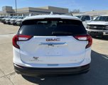 Used 2024 GMC Terrain SLE w/ Driver Convenience Package image 4