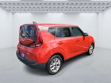 Used 2022 Kia Soul S image 4
