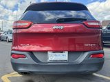 Used 2017 Jeep Cherokee Sport image 6