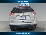 Used 2016 Nissan Rogue SV w/ SV Premium Package image 4