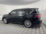 Used 2015 INFINITI QX80 4WD w/ Deluxe Technology Package image 3