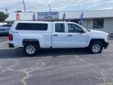 Used 2018 Chevrolet Silverado 1500 W/T w/ Trailering Package image 2