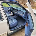 Used 1997 Lincoln Town Car Executive image 2