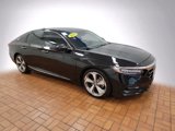 Used 2019 Honda Accord Touring image 2