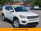 Used 2019 Jeep Compass Latitude image 2