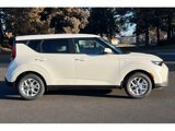 New 2025 Kia Soul LX image 3