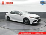 Used 2023 Toyota Camry SE image 4